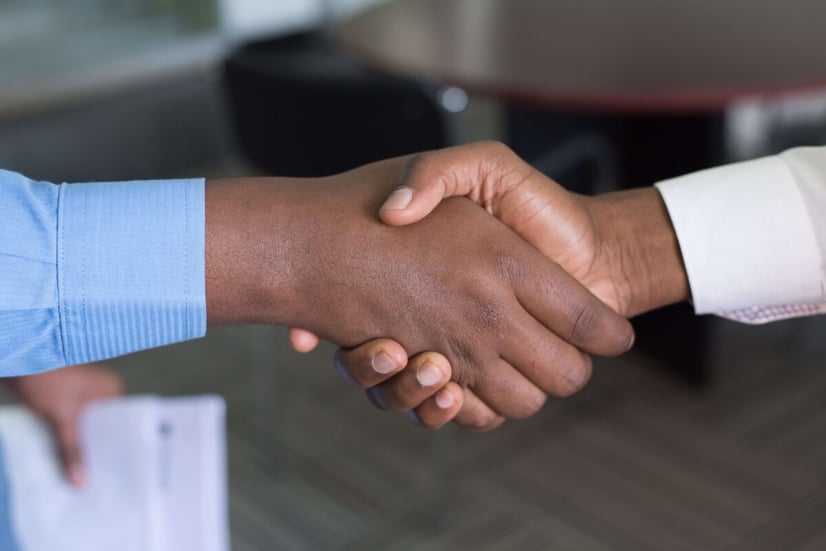 sales-prospecting--handshake